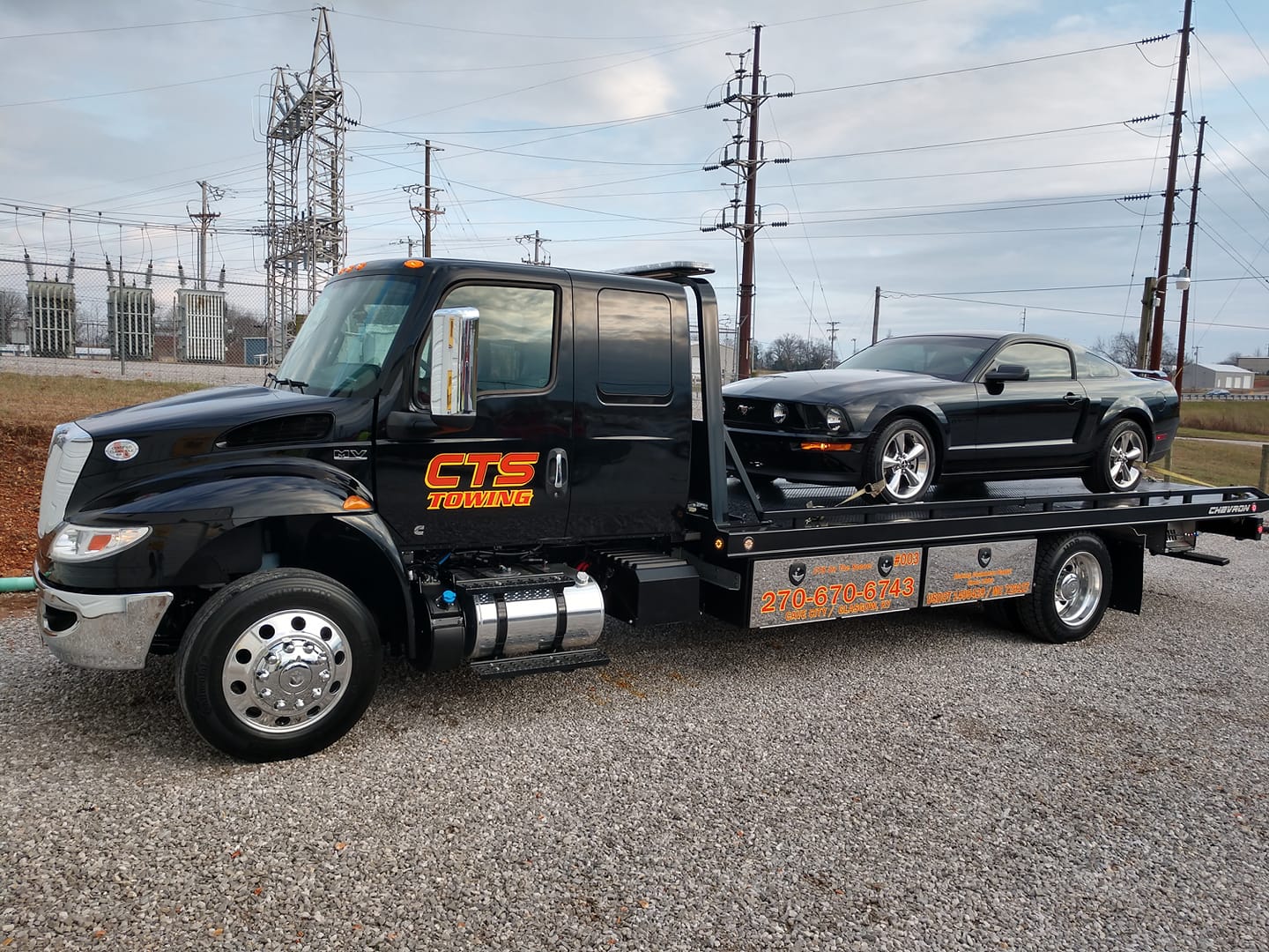Luxury & Classic Car Towing, Glasgow, Bowling Green, and S. Central KY